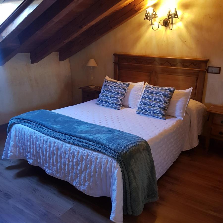Bed and Breakfast Puerta al Duraton Sebúlcor Habitación foto